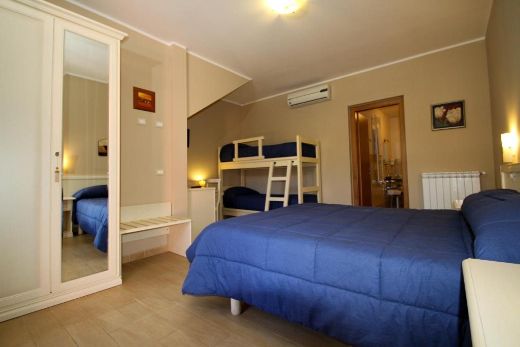 Hotel La Chioccia Valmontone Pokoj fotografie