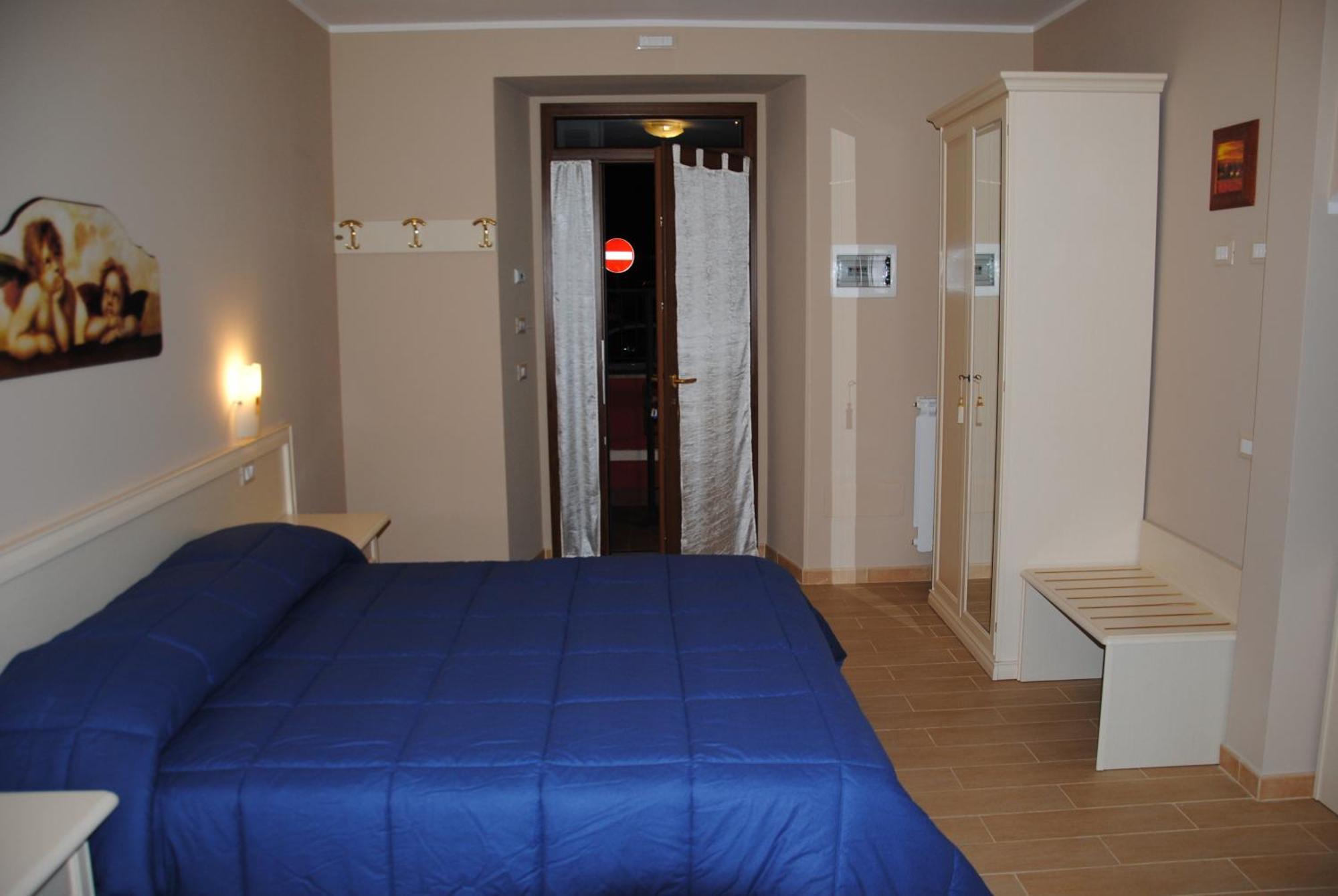 Hotel La Chioccia Valmontone Exteriér fotografie